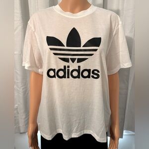 Great adidas size L white trifle boxy logo short sleeve shirt women NWT